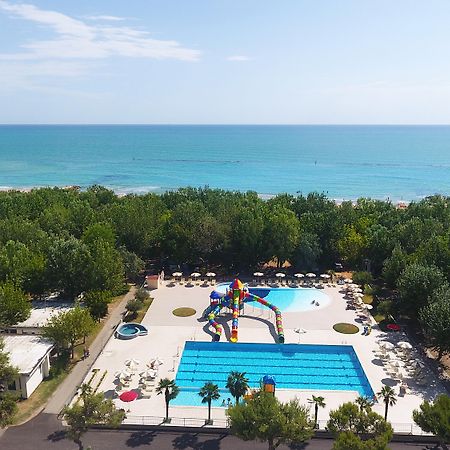 Stork Camping Village โรเซโต เดญา อาบรูซซี ภายนอก รูปภาพ